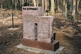 Memorial Ma bisteren! (© Monuments of Remembrance).